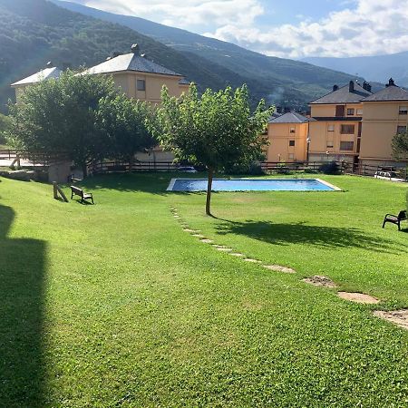Apartament La Ruella Sort Exteriör bild